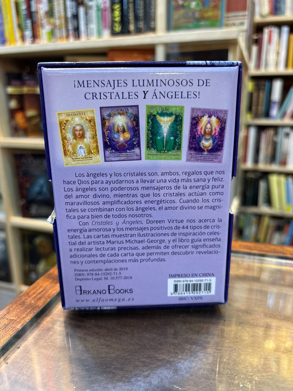 Cristales y Ángeles. Libro guía y 44 cartas oráculo. Doreen Virtue