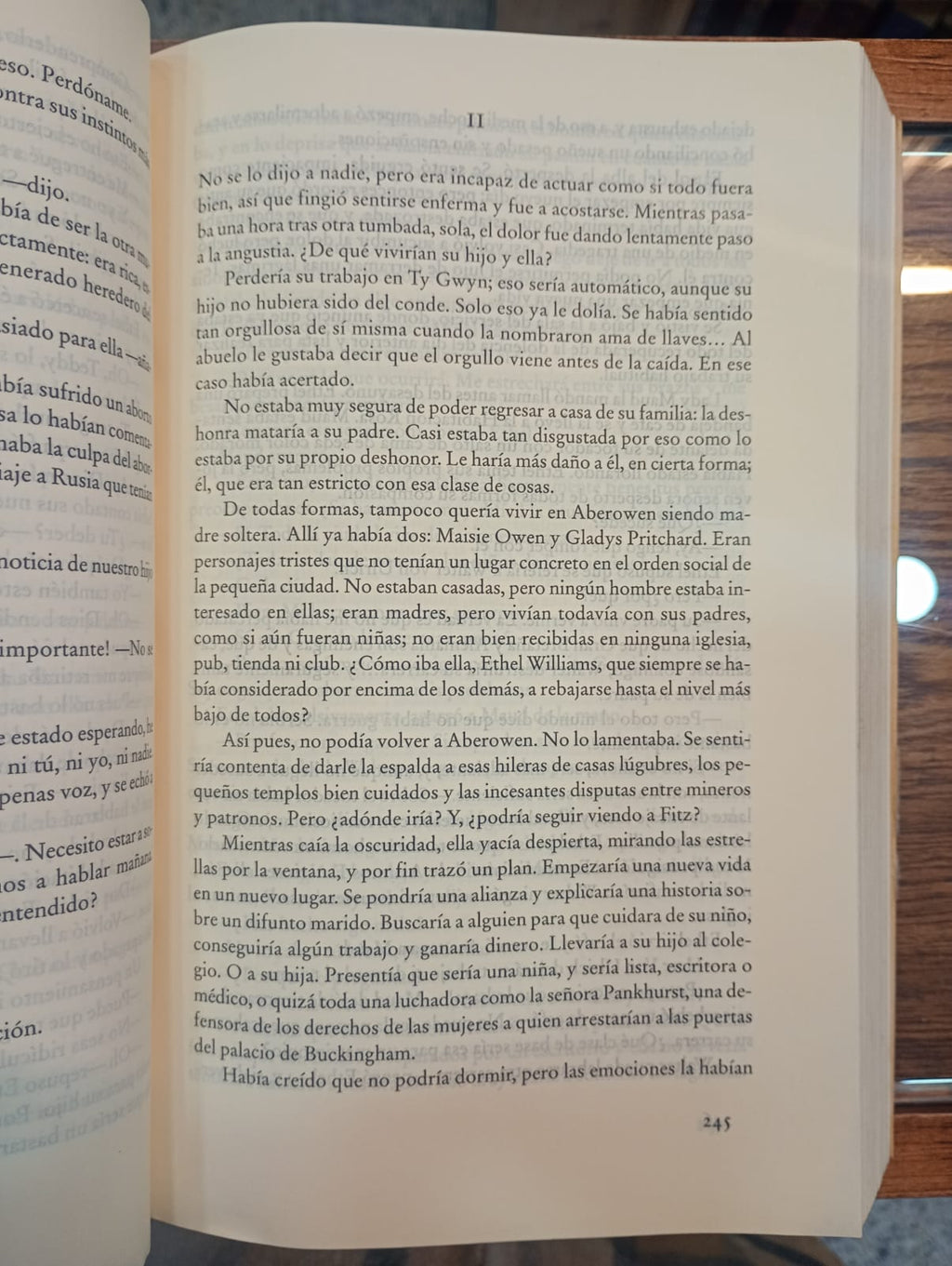 La caída de los gigantes. Ken Follett