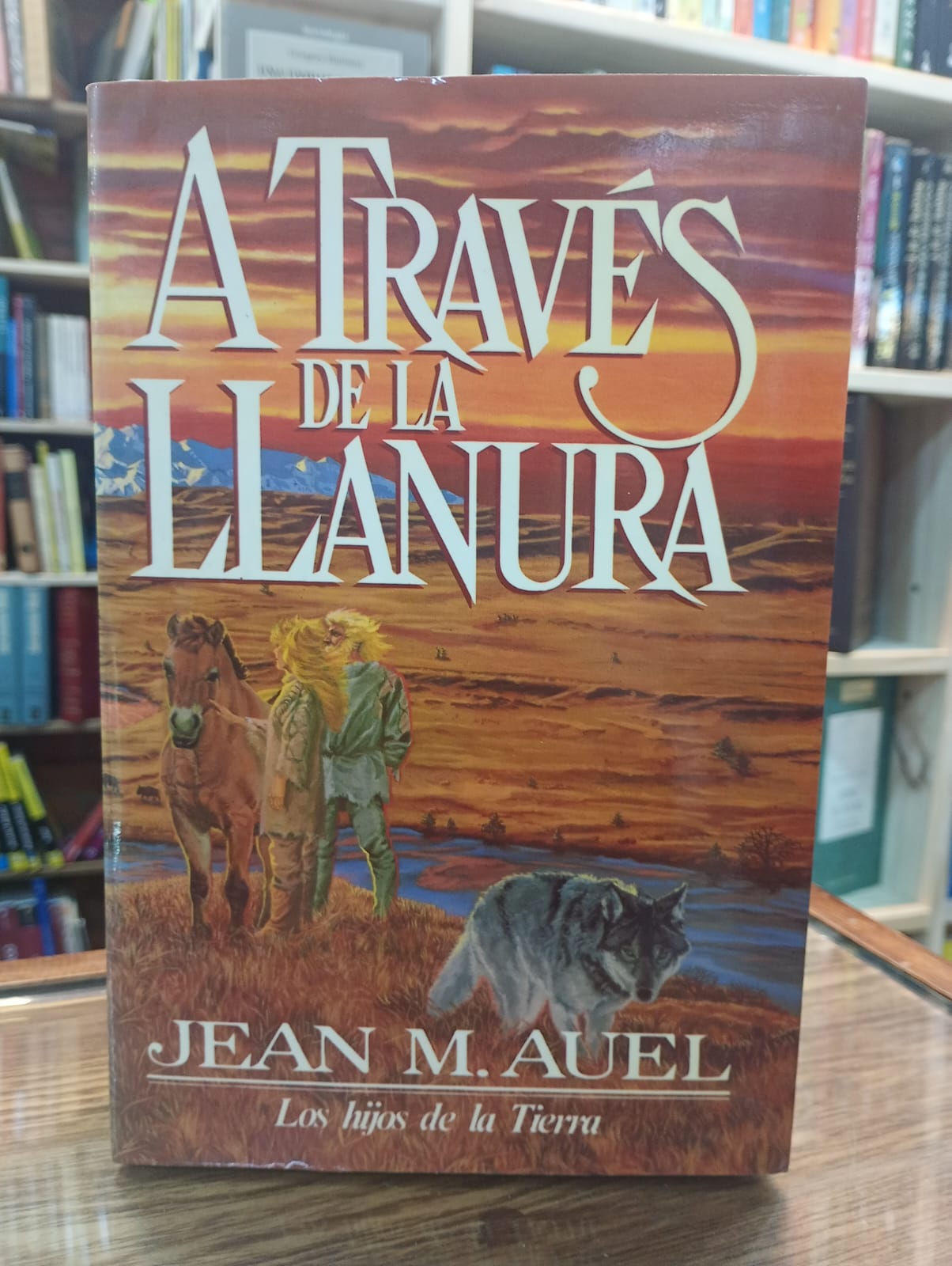 A través de la llanura. Jean M, Auel