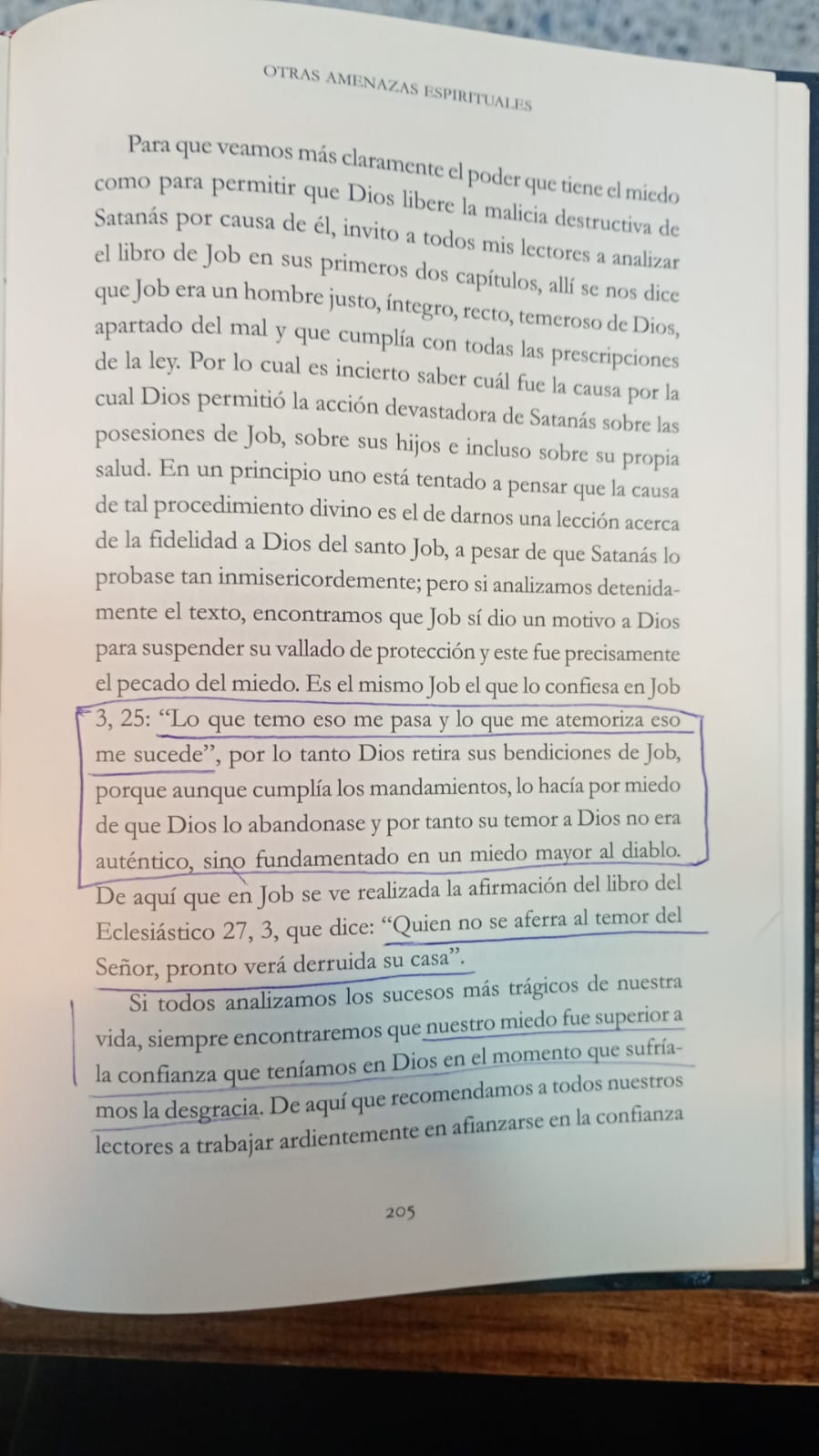 Contra la brujería. Juan Gonzalo Callejas Ramírez (sacerdote católico)