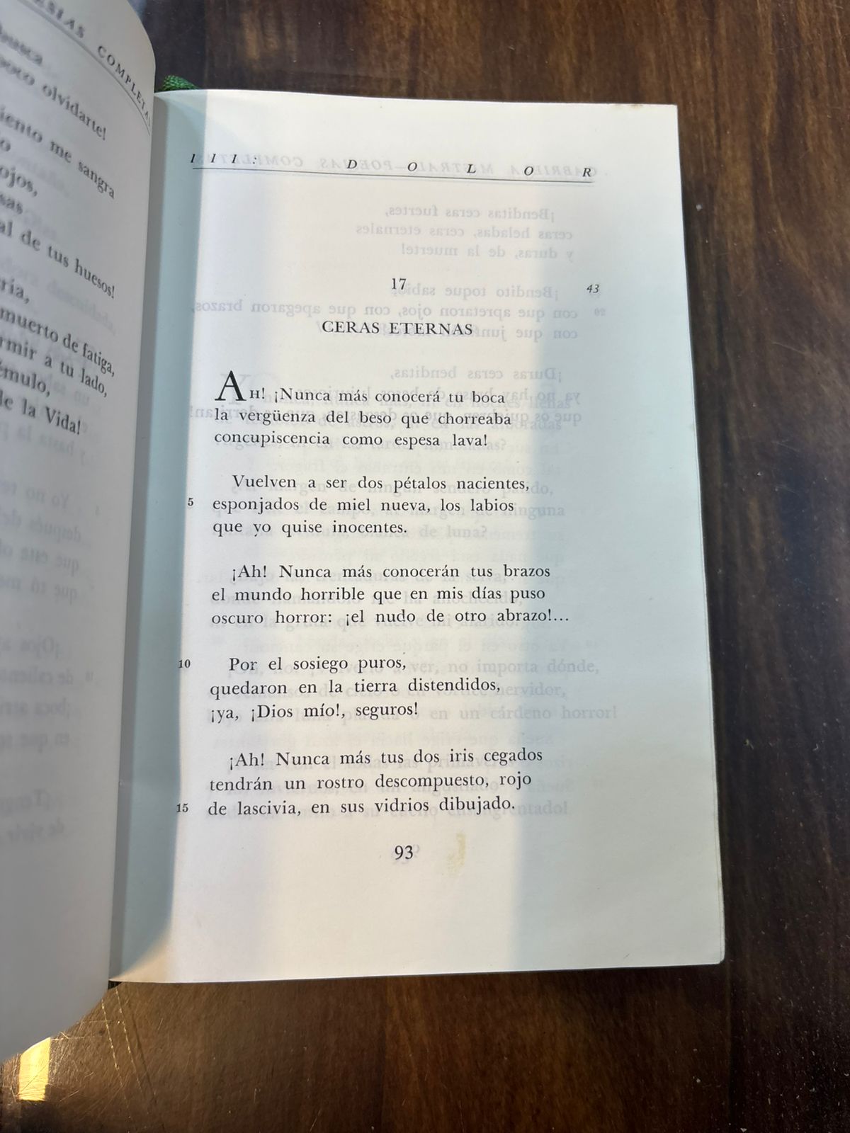 Poesías Completas de Gabriel Mistral.