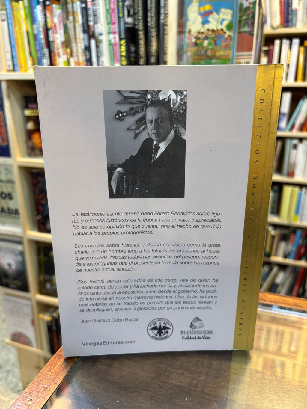 Momentos y perfiles de la historia de Colombia. Abelardo Forero Benavides
