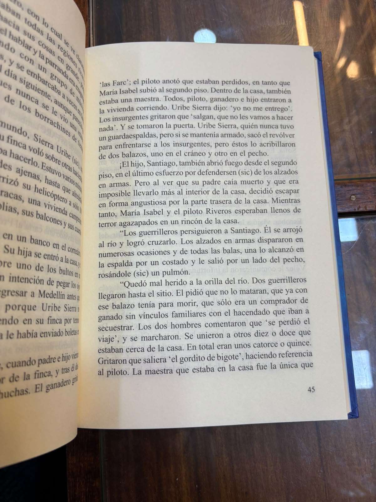 Biografía no autorizada de Álvaro Uribe Vélez
