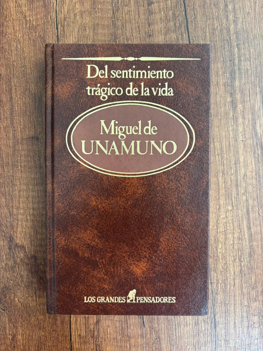 Del sentimiento trágico de la vida