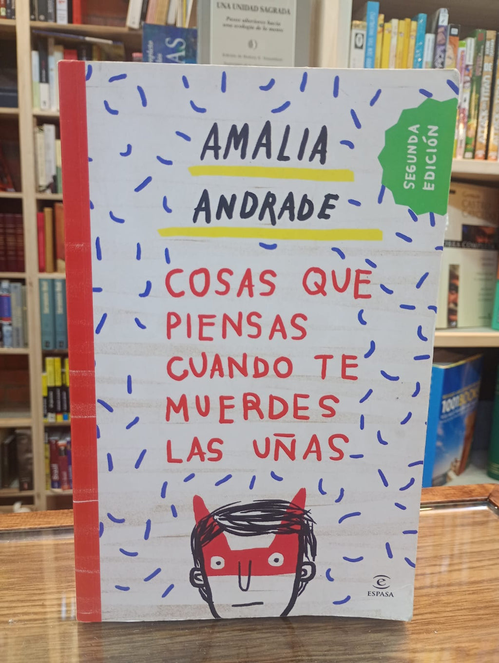 Cosas que piensas cuando te muerdes las uñas