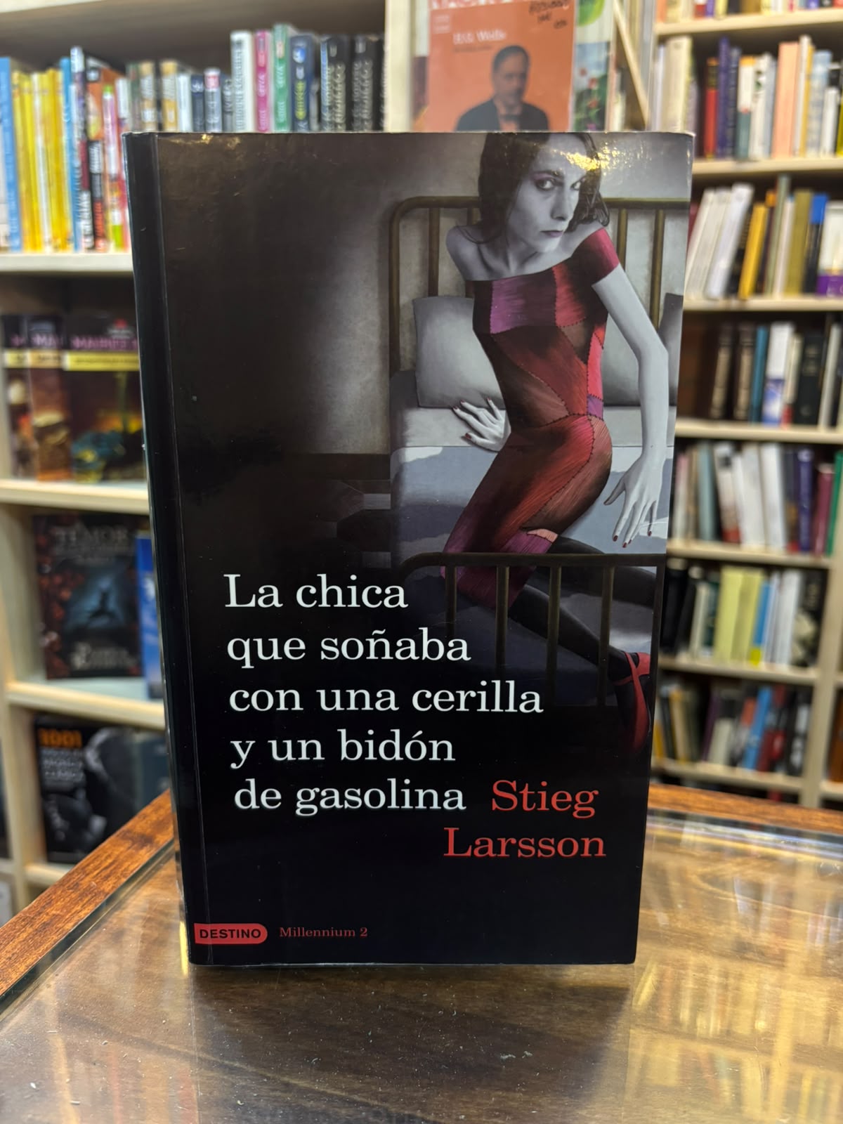 La chica que soñaba con una cerilla y un bidón de gasolina