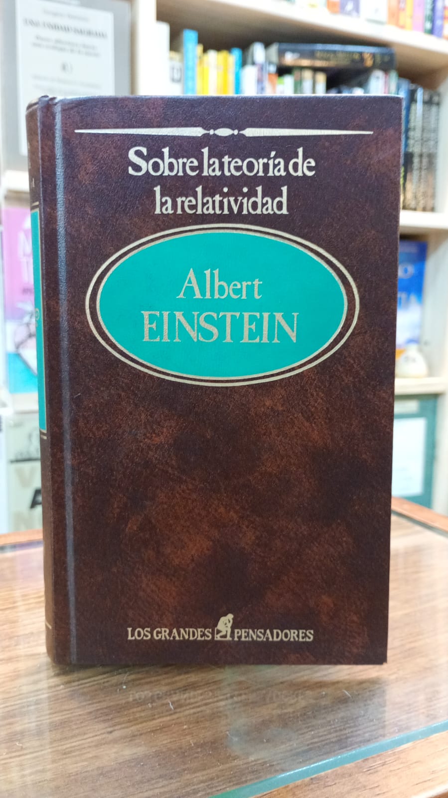 Sobre la teoría de la relatividad