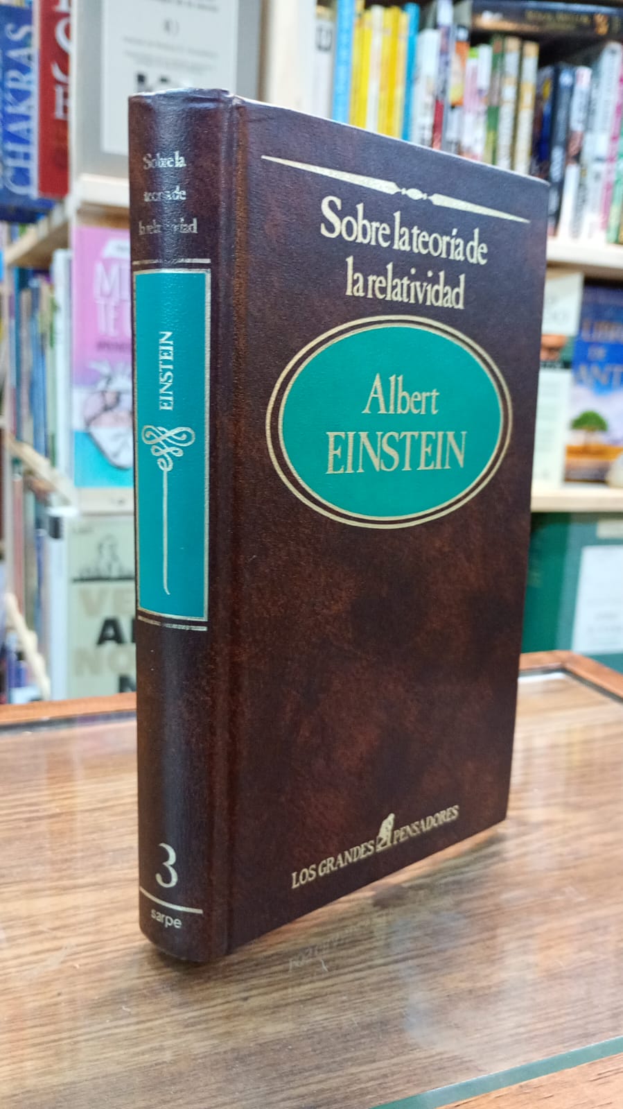 Sobre la teoría de la relatividad