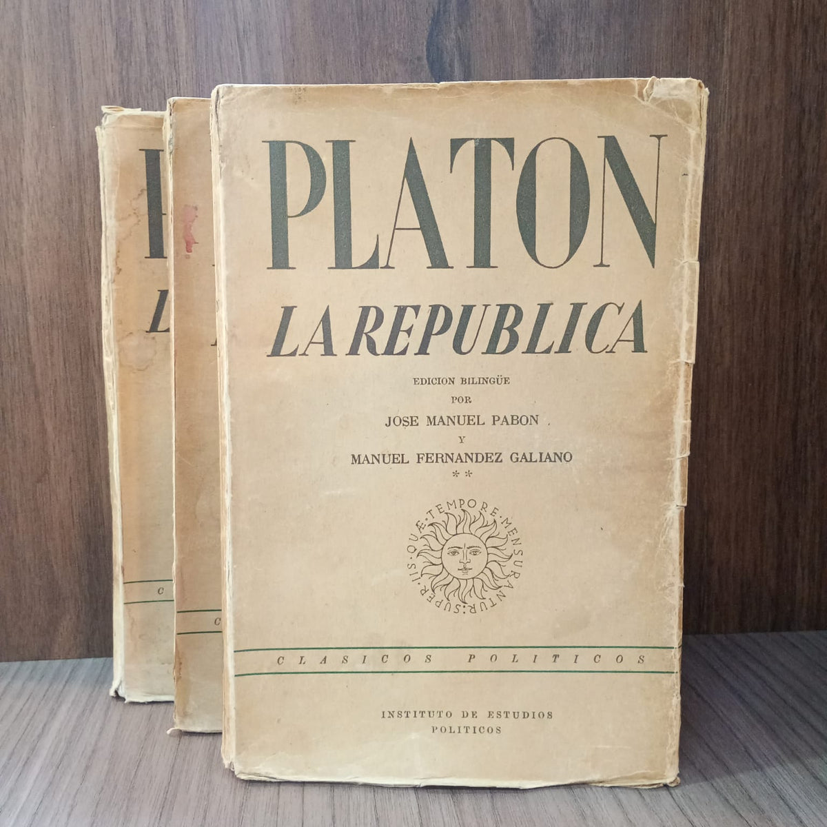 La República (3 Tomos) Edición bilingüe