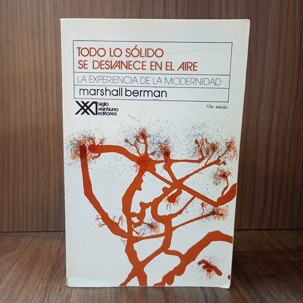 Todo lo sólido se desvanece en el aire