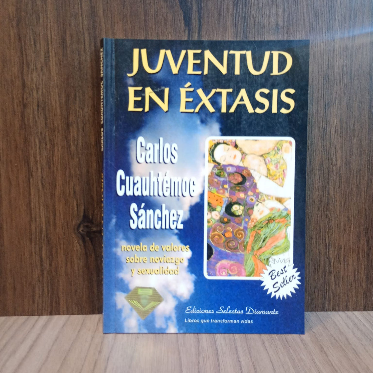 Juventud en éxtasis
