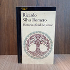 Historia oficial del amor