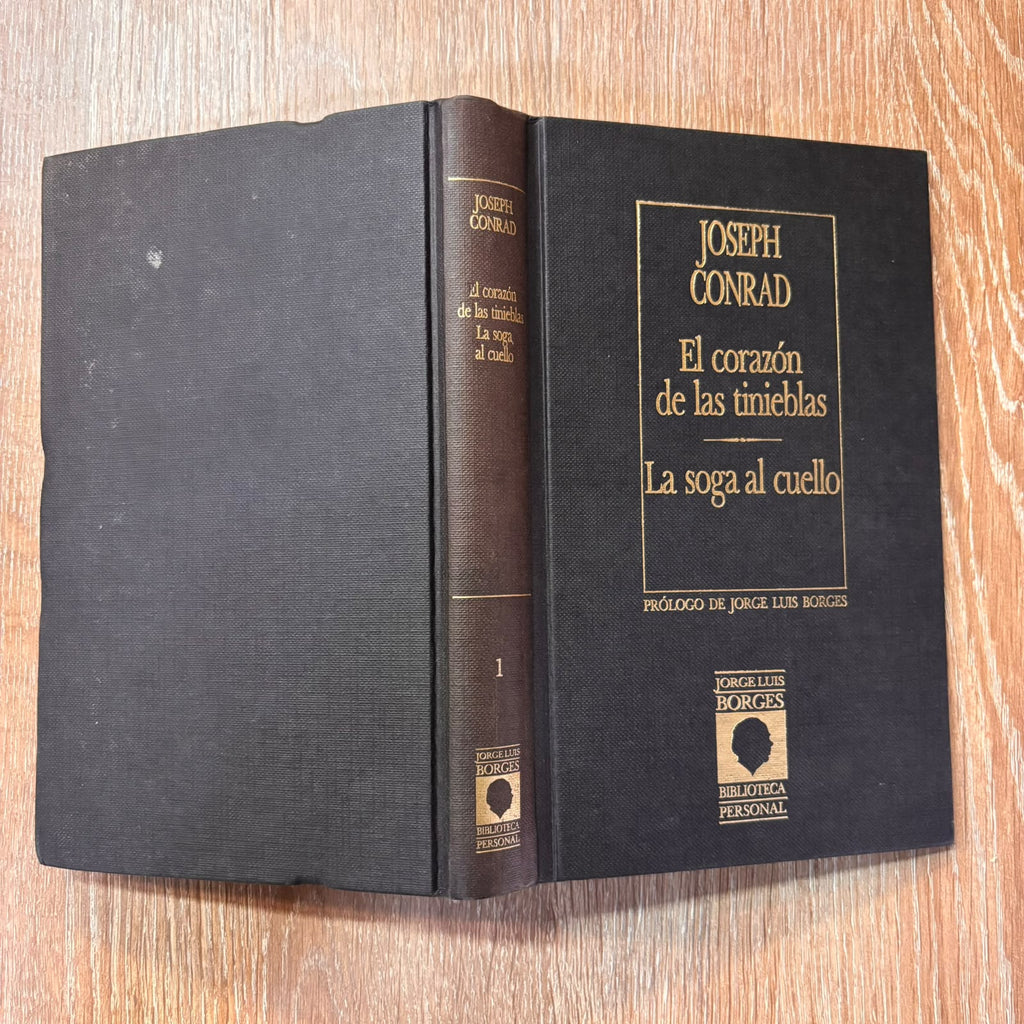 El corazón de las tinieblas – La sombra al cuello  (Biblioteca personal Jorge Luis Borges)
