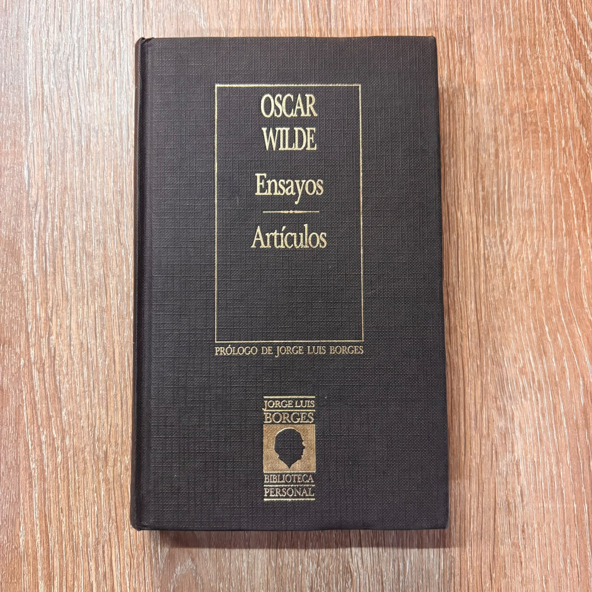 Ensayos-Artículos (Biblioteca personal Jorge Luis Borges)