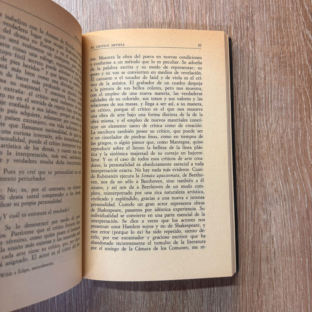 Ensayos-Artículos (Biblioteca personal Jorge Luis Borges)