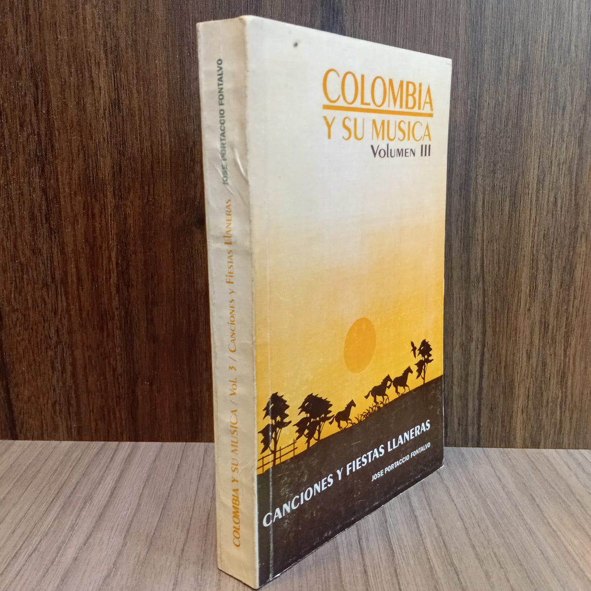 Colombia y su música (Vol. 3)