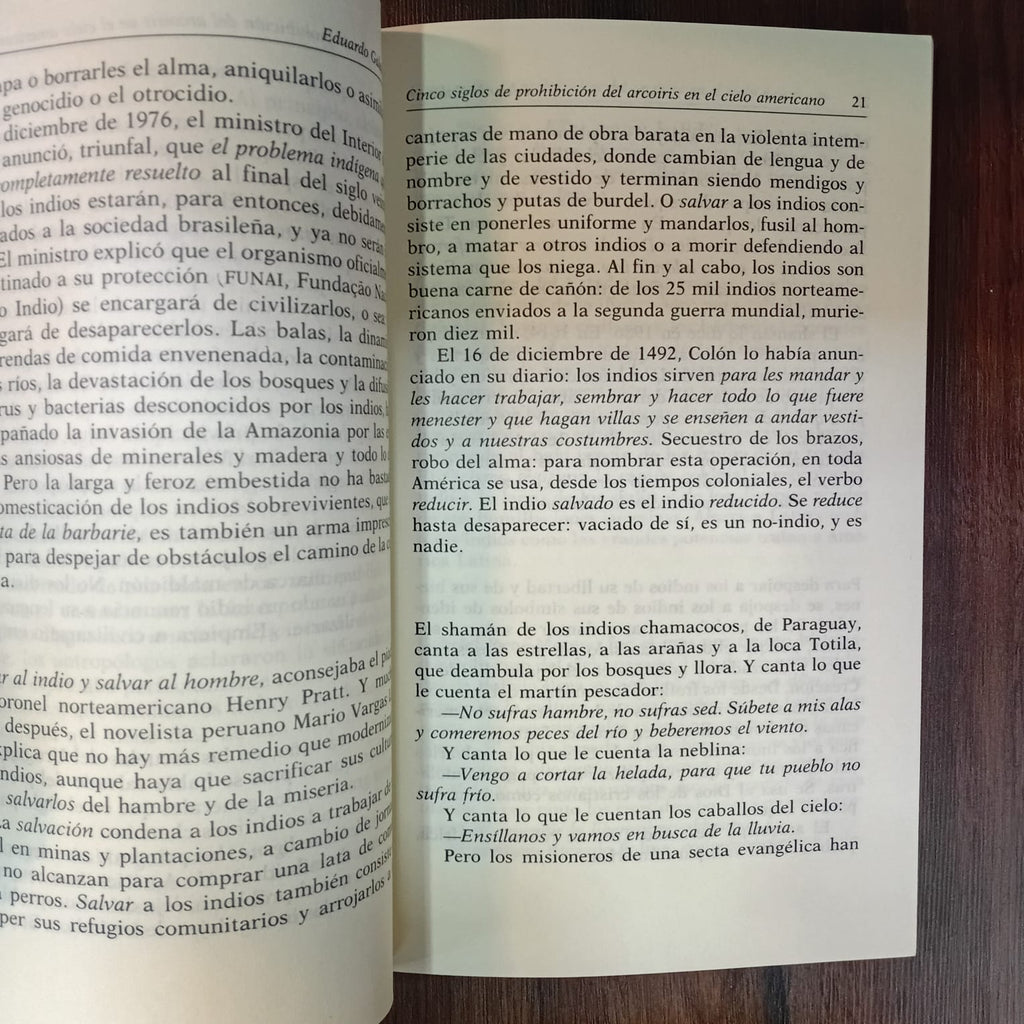Ser como ellos y otros artículos