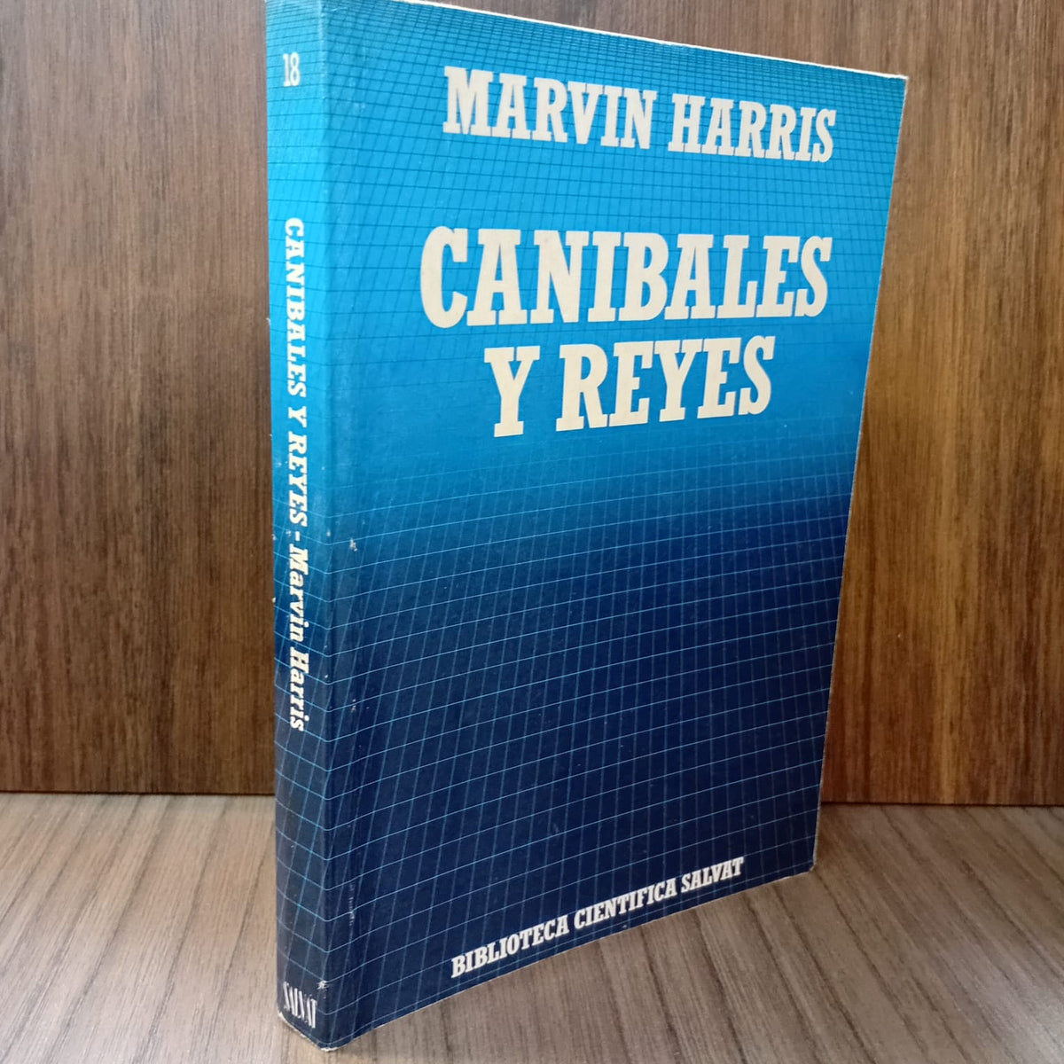 Caníbales y reyes: los orígenes de las culturas